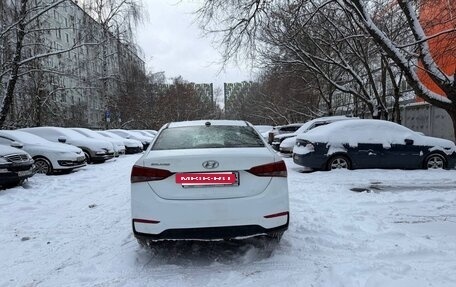 Hyundai Solaris II рестайлинг, 2018 год, 750 000 рублей, 4 фотография