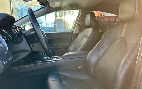 Toyota Camry, 2020 год, 2 650 000 рублей, 13 фотография