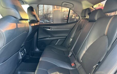 Toyota Camry, 2020 год, 2 650 000 рублей, 22 фотография