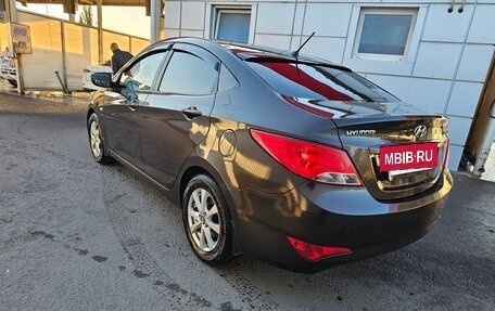 Hyundai Solaris II рестайлинг, 2015 год, 1 096 000 рублей, 3 фотография