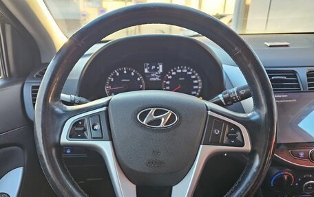 Hyundai Solaris II рестайлинг, 2015 год, 1 096 000 рублей, 9 фотография