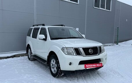 Nissan Pathfinder, 2010 год, 1 195 000 рублей, 3 фотография
