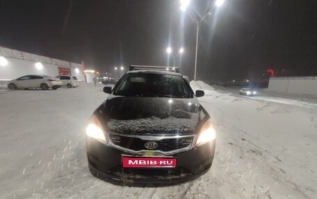 KIA cee'd I рестайлинг, 2011 год, 600 000 рублей, 1 фотография