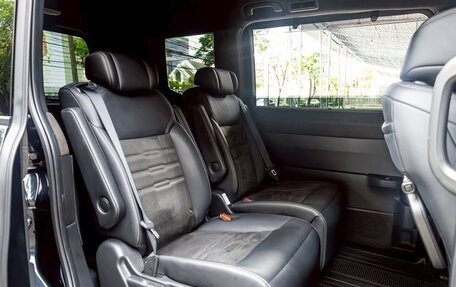 Honda Stepwgn, 2023 год, 2 370 000 рублей, 10 фотография