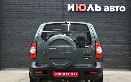 Chevrolet Niva I рестайлинг, 2010 год, 530 000 рублей, 5 фотография