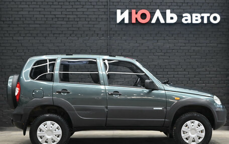 Chevrolet Niva I рестайлинг, 2010 год, 530 000 рублей, 9 фотография