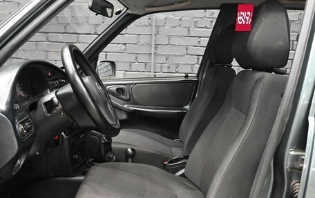 Chevrolet Niva I рестайлинг, 2010 год, 530 000 рублей, 16 фотография