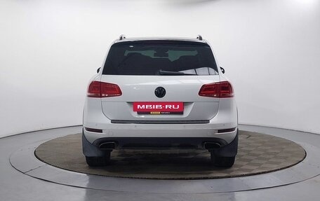 Volkswagen Touareg III, 2014 год, 2 099 000 рублей, 6 фотография