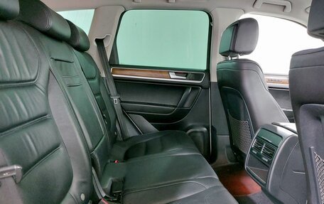 Volkswagen Touareg III, 2014 год, 2 099 000 рублей, 16 фотография