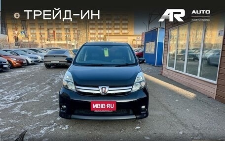 Toyota ISis I, 2013 год, 1 399 000 рублей, 3 фотография