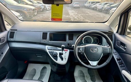 Toyota ISis I, 2013 год, 1 399 000 рублей, 11 фотография