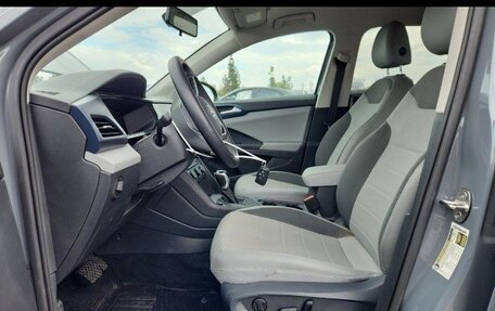 Volkswagen Taos, 2022 год, 2 050 000 рублей, 7 фотография