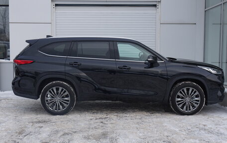 Toyota Highlander, 2025 год, 6 150 000 рублей, 6 фотография