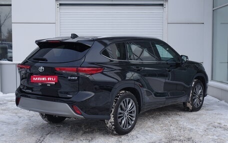 Toyota Highlander, 2025 год, 6 150 000 рублей, 2 фотография