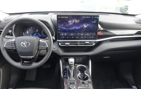 Toyota Highlander, 2025 год, 6 150 000 рублей, 11 фотография