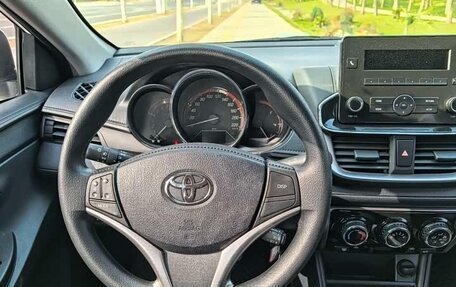 Toyota Yaris XP150 рестайлинг, 2022 год, 1 296 069 рублей, 11 фотография
