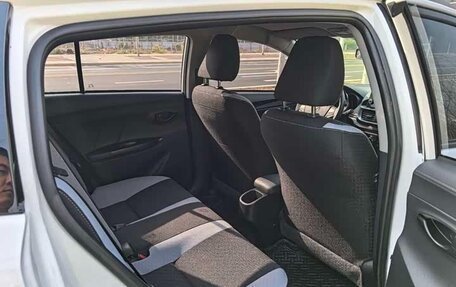 Toyota Yaris XP150 рестайлинг, 2022 год, 1 296 069 рублей, 19 фотография