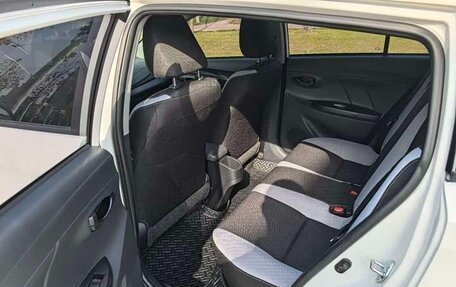 Toyota Yaris XP150 рестайлинг, 2022 год, 1 296 069 рублей, 21 фотография