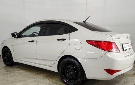 Hyundai Solaris II рестайлинг, 2015 год, 745 000 рублей, 5 фотография