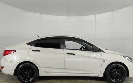 Hyundai Solaris II рестайлинг, 2015 год, 745 000 рублей, 4 фотография