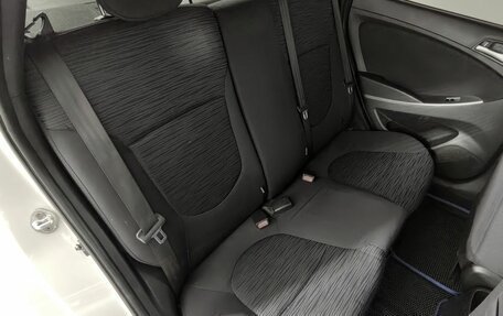 Hyundai Solaris II рестайлинг, 2015 год, 745 000 рублей, 10 фотография