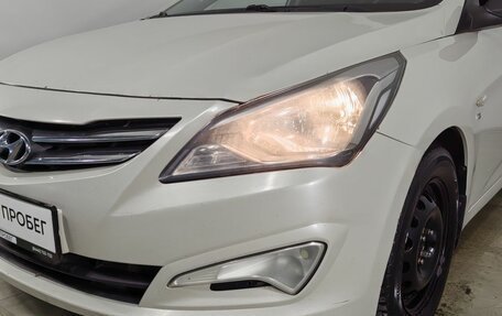 Hyundai Solaris II рестайлинг, 2015 год, 745 000 рублей, 24 фотография