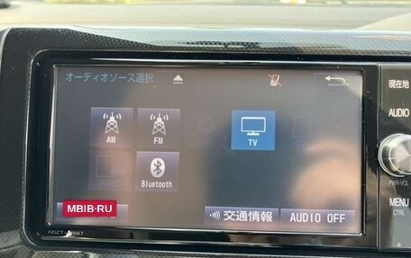 Toyota Wish II, 2017 год, 1 343 000 рублей, 7 фотография