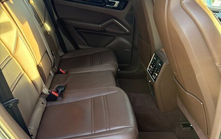 Porsche Cayenne III, 2021 год, 9 900 000 рублей, 15 фотография