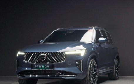 Volvo XC90 II рестайлинг, 2025 год, 10 519 000 рублей, 2 фотография