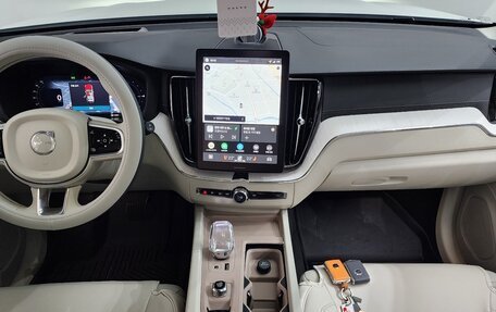 Volvo XC60 II, 2025 год, 7 945 000 рублей, 7 фотография