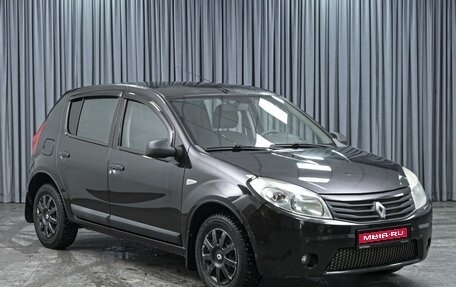 Renault Sandero I, 2011 год, 699 000 рублей, 1 фотография