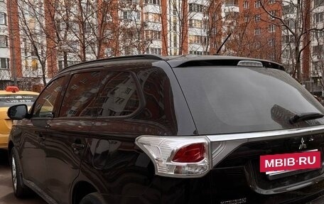 Mitsubishi Outlander III рестайлинг 3, 2013 год, 1 450 000 рублей, 8 фотография