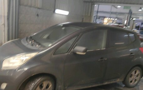 KIA Venga I, 2011 год, 599 298 рублей, 3 фотография