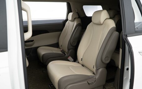 KIA Carnival, 2021 год, 4 238 888 рублей, 10 фотография