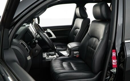 Toyota Land Cruiser 200, 2019 год, 6 439 050 рублей, 10 фотография