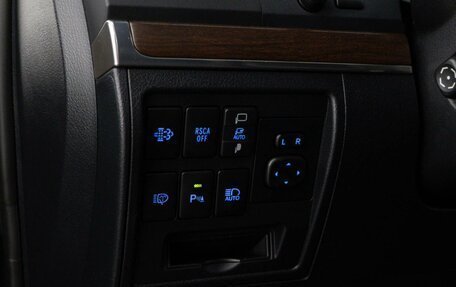 Toyota Land Cruiser 200, 2019 год, 6 439 050 рублей, 16 фотография