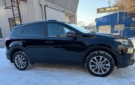 Toyota RAV4, 2017 год, 2 750 000 рублей, 3 фотография