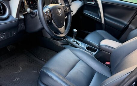 Toyota RAV4, 2017 год, 2 750 000 рублей, 6 фотография