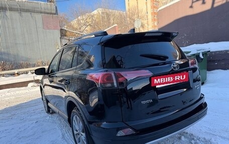 Toyota RAV4, 2017 год, 2 750 000 рублей, 5 фотография