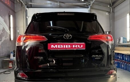 Toyota RAV4, 2017 год, 2 750 000 рублей, 9 фотография