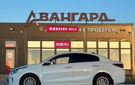 KIA Rio IV, 2017 год, 1 390 000 рублей, 2 фотография