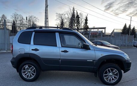 Chevrolet Niva I рестайлинг, 2014 год, 465 000 рублей, 3 фотография