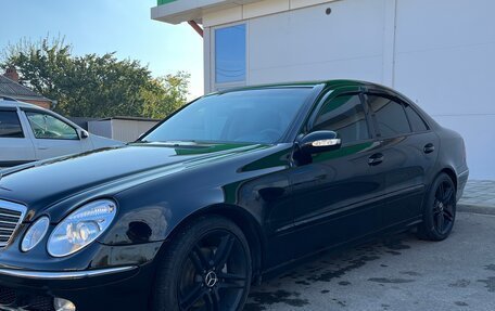 Mercedes-Benz E-Класс, 2005 год, 850 000 рублей, 2 фотография