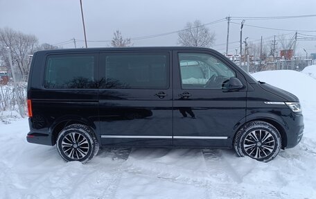 Volkswagen Multivan T6 рестайлинг, 2023 год, 9 300 000 рублей, 6 фотография