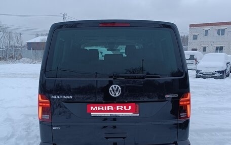 Volkswagen Multivan T6 рестайлинг, 2023 год, 9 300 000 рублей, 5 фотография