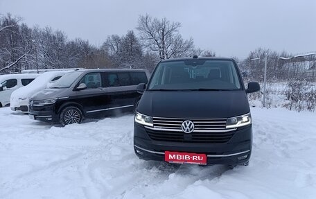 Volkswagen Multivan T6 рестайлинг, 2023 год, 9 300 000 рублей, 11 фотография