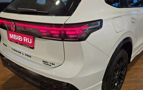 Volkswagen Tiguan, 2025 год, 4 990 000 рублей, 7 фотография