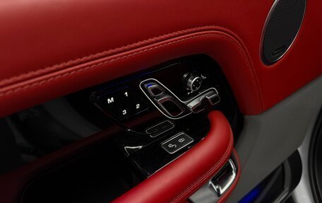 Land Rover Range Rover IV рестайлинг, 2018 год, 8 190 000 рублей, 10 фотография