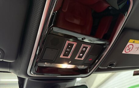 Land Rover Range Rover IV рестайлинг, 2018 год, 8 190 000 рублей, 14 фотография