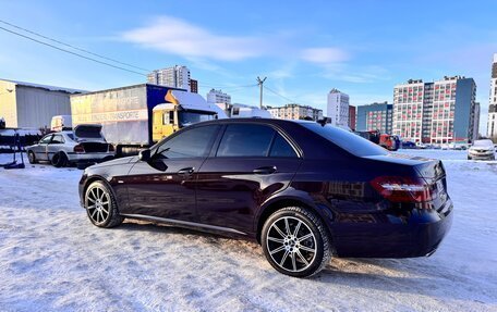 Mercedes-Benz E-Класс, 2010 год, 1 300 000 рублей, 6 фотография